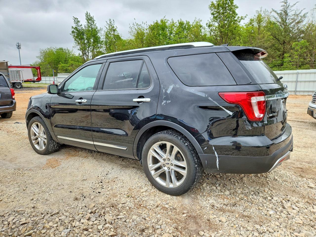 2017 FORD EXPLORER LIMITED photo 3