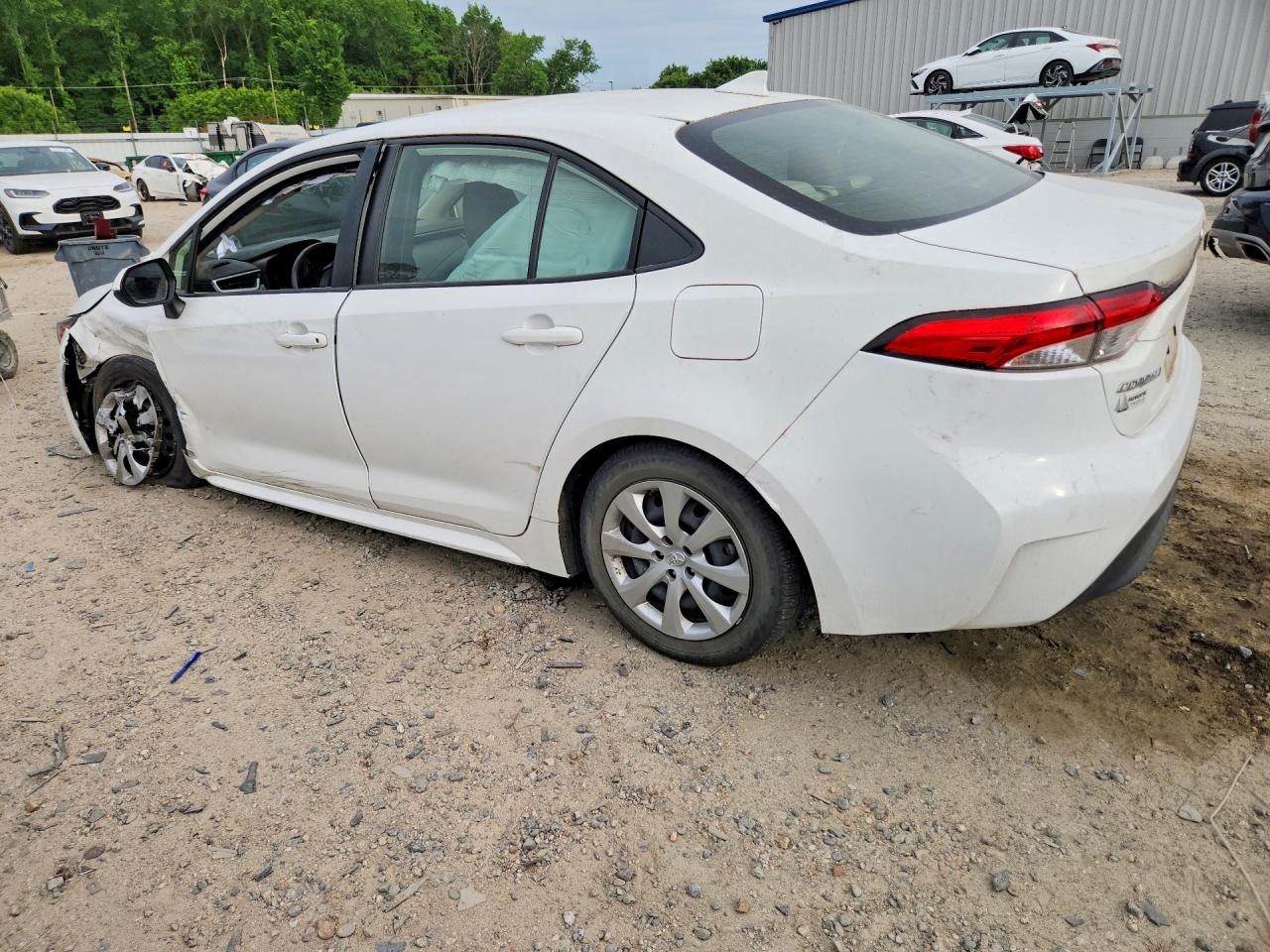2023 TOYOTA COROLLA LE photo 4