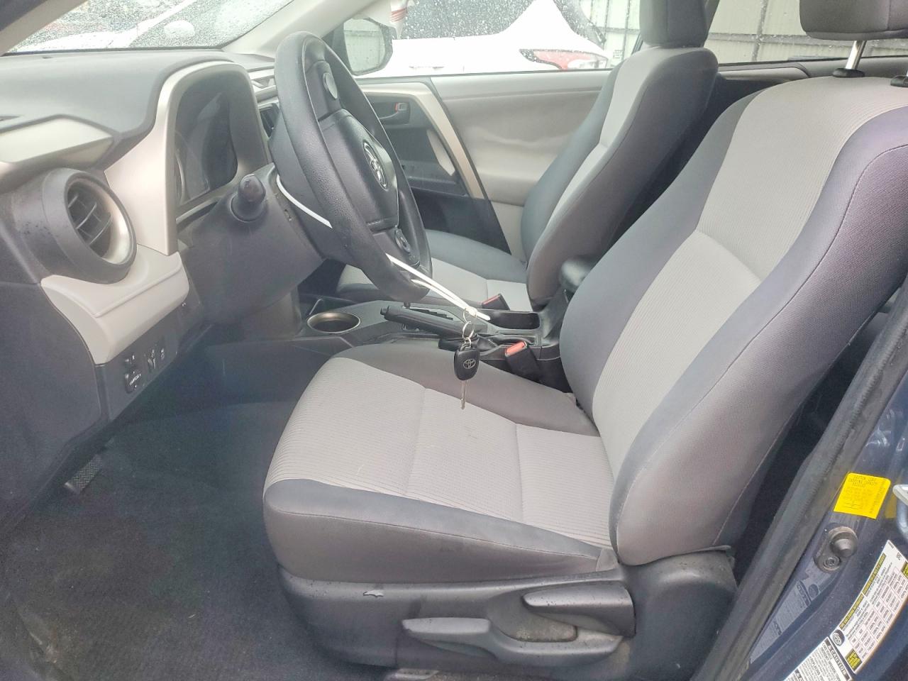 2013 TOYOTA RAV4 photo 13