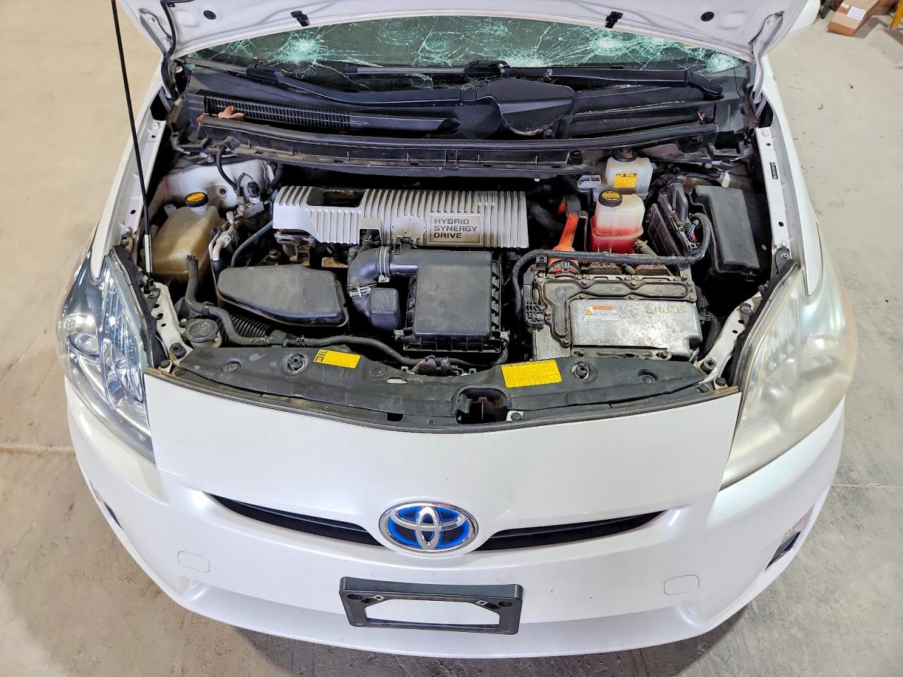 2011 TOYOTA PRIUS TWO photo 23