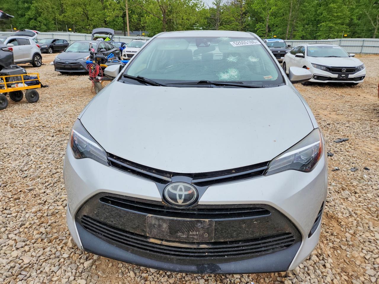 2017 TOYOTA COROLLA LE photo 9