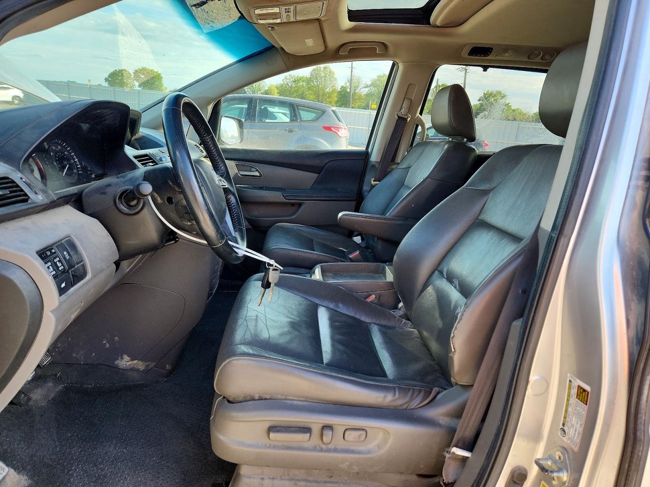 2012 HONDA ODYSSEY EXL photo 19