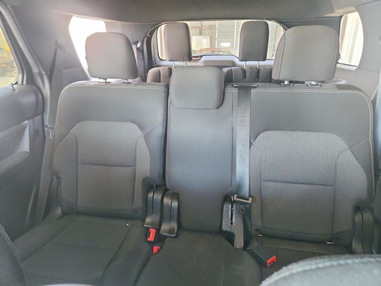 2019 FORD EXPLORER XLT photo 10