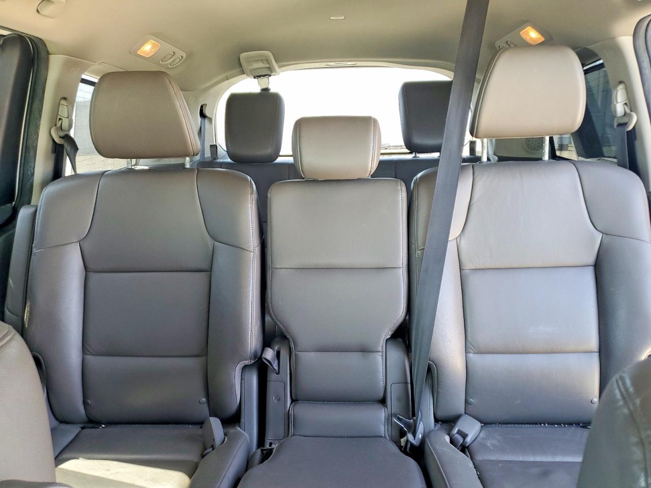 2014 HONDA ODYSSEY TOURING photo 19