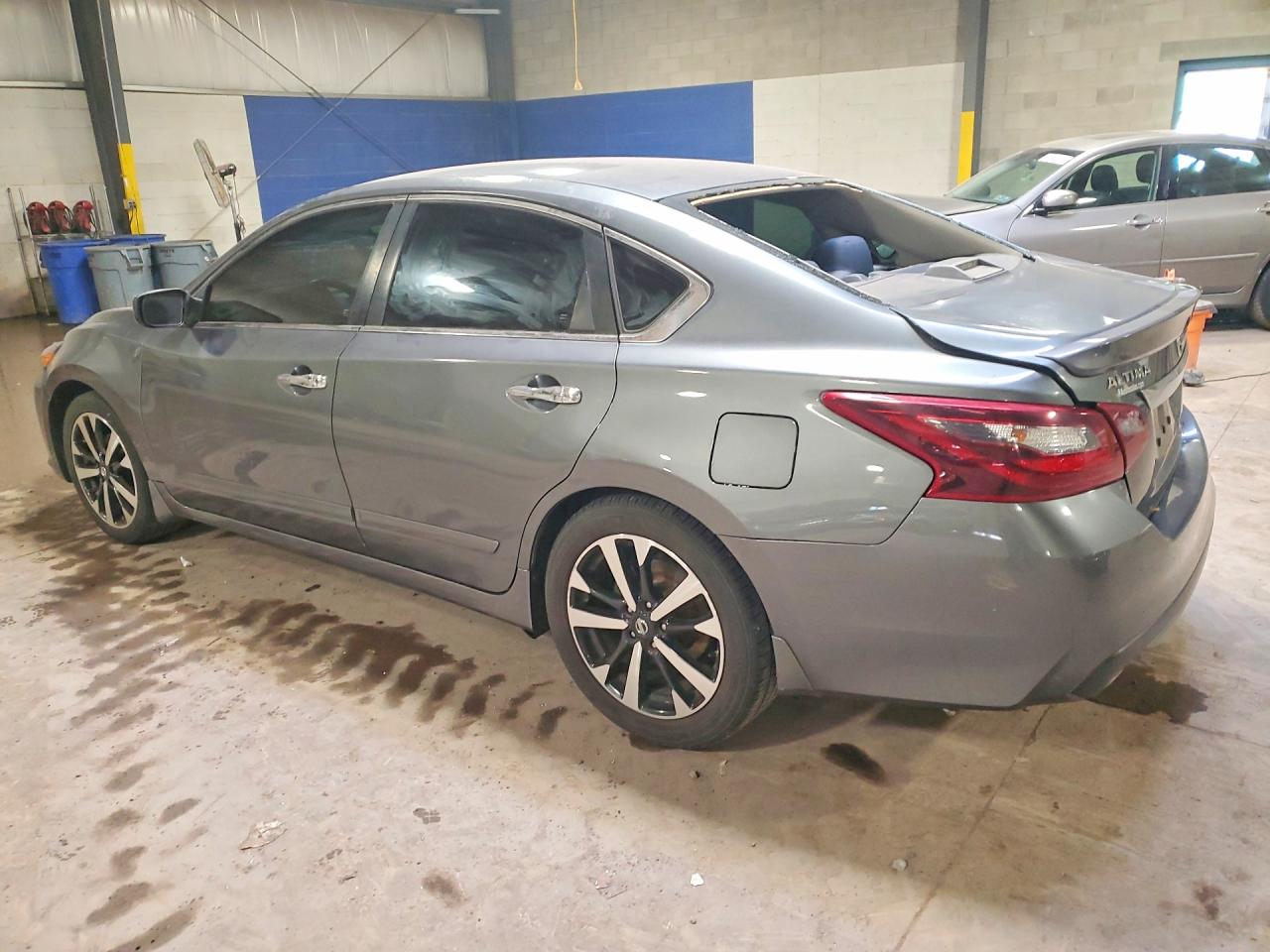2018 NISSAN ALTIMA 2.5 SR photo 3