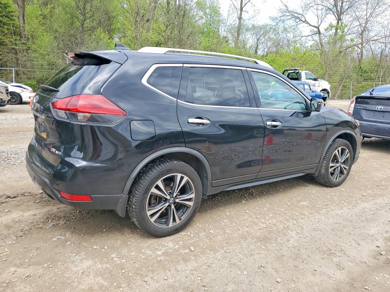 2020 NISSAN ROGUE SV photo 7