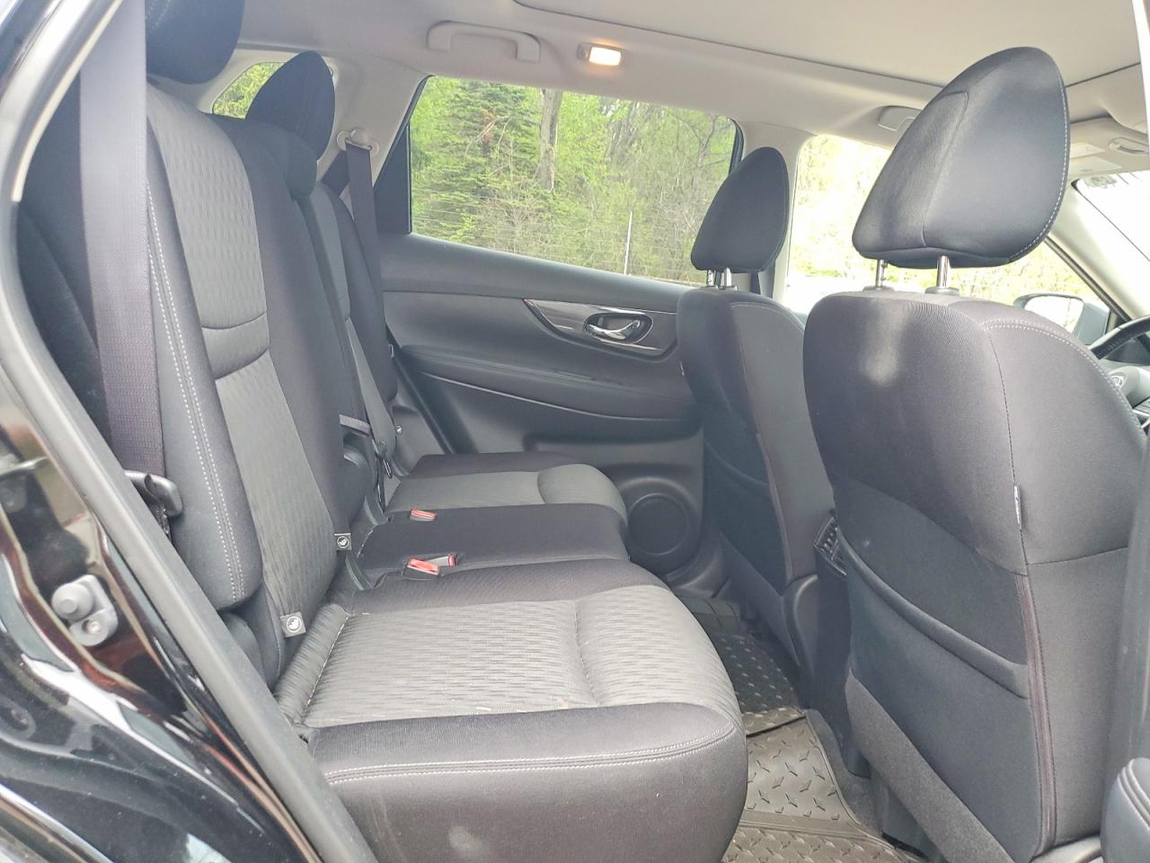2020 NISSAN ROGUE SV photo 31