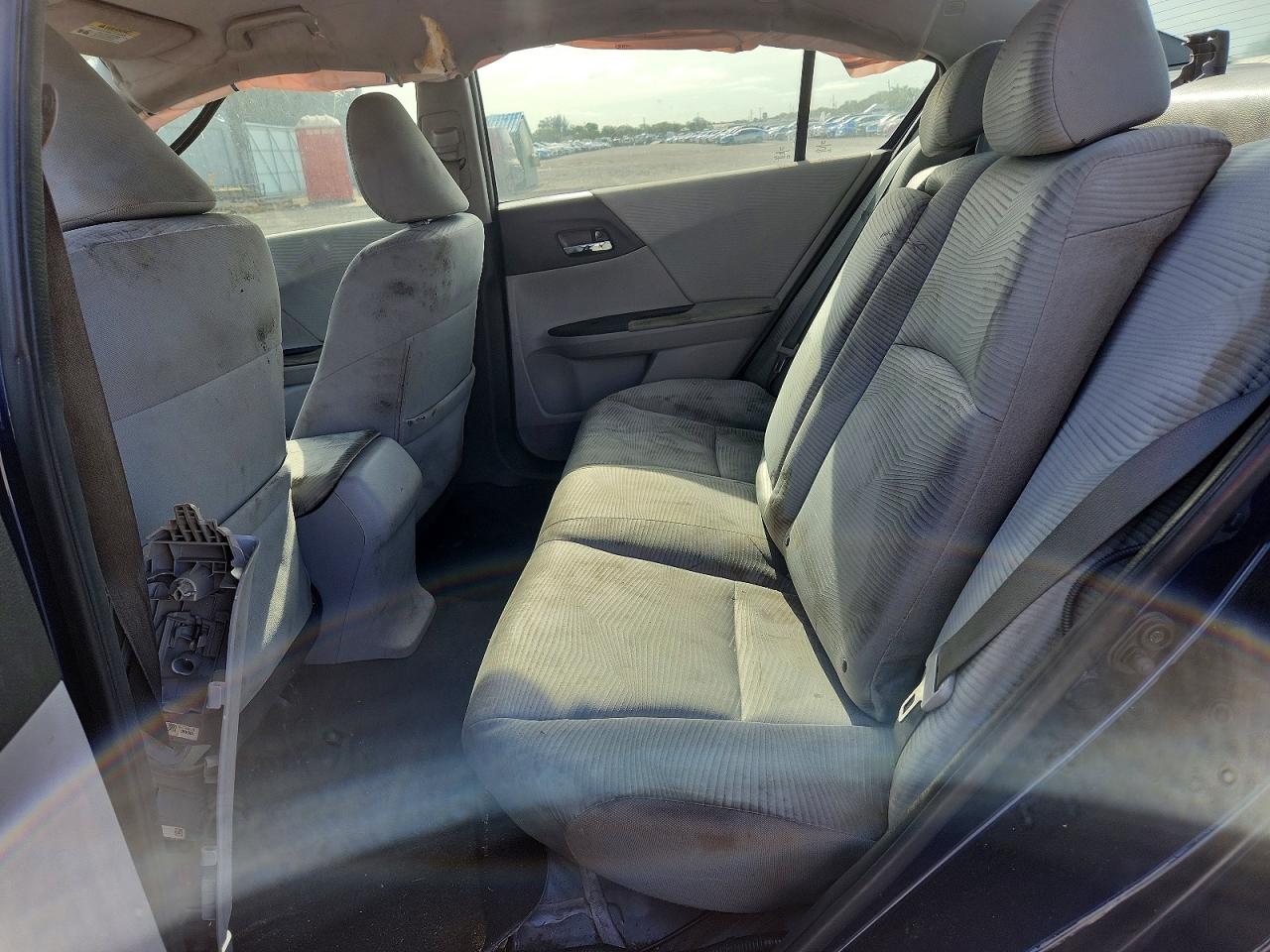 2017 HONDA ACCORD LX photo 28