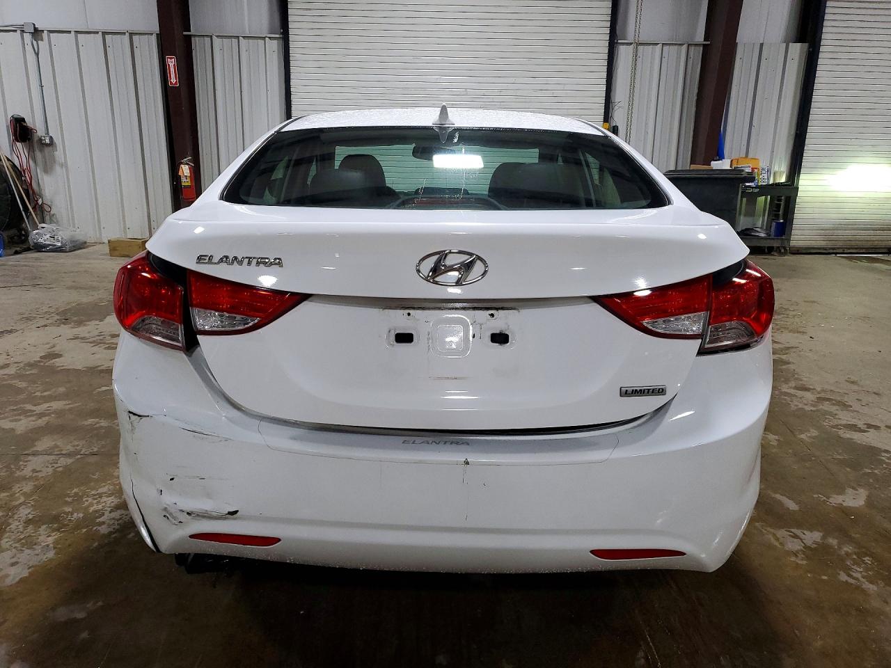 2013 HYUNDAI ELANTRA LIMITED photo 16