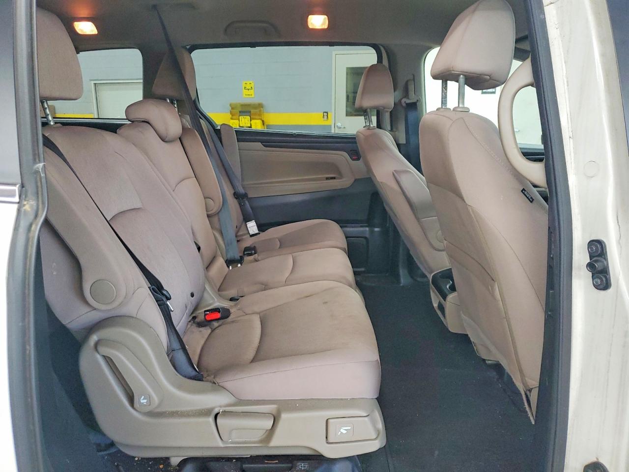 2019 HONDA ODYSSEY EX photo 21