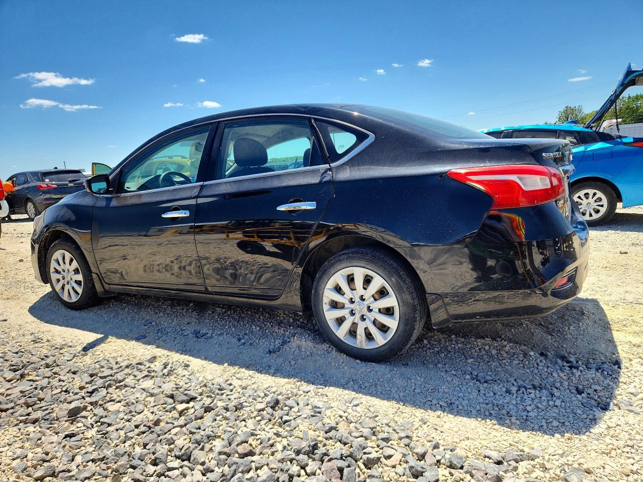 2018 NISSAN SENTRA photo 4