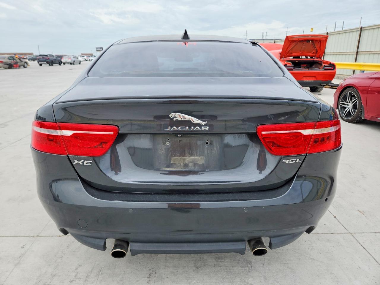 2017 JAGUAR XE R - SPORT photo 11