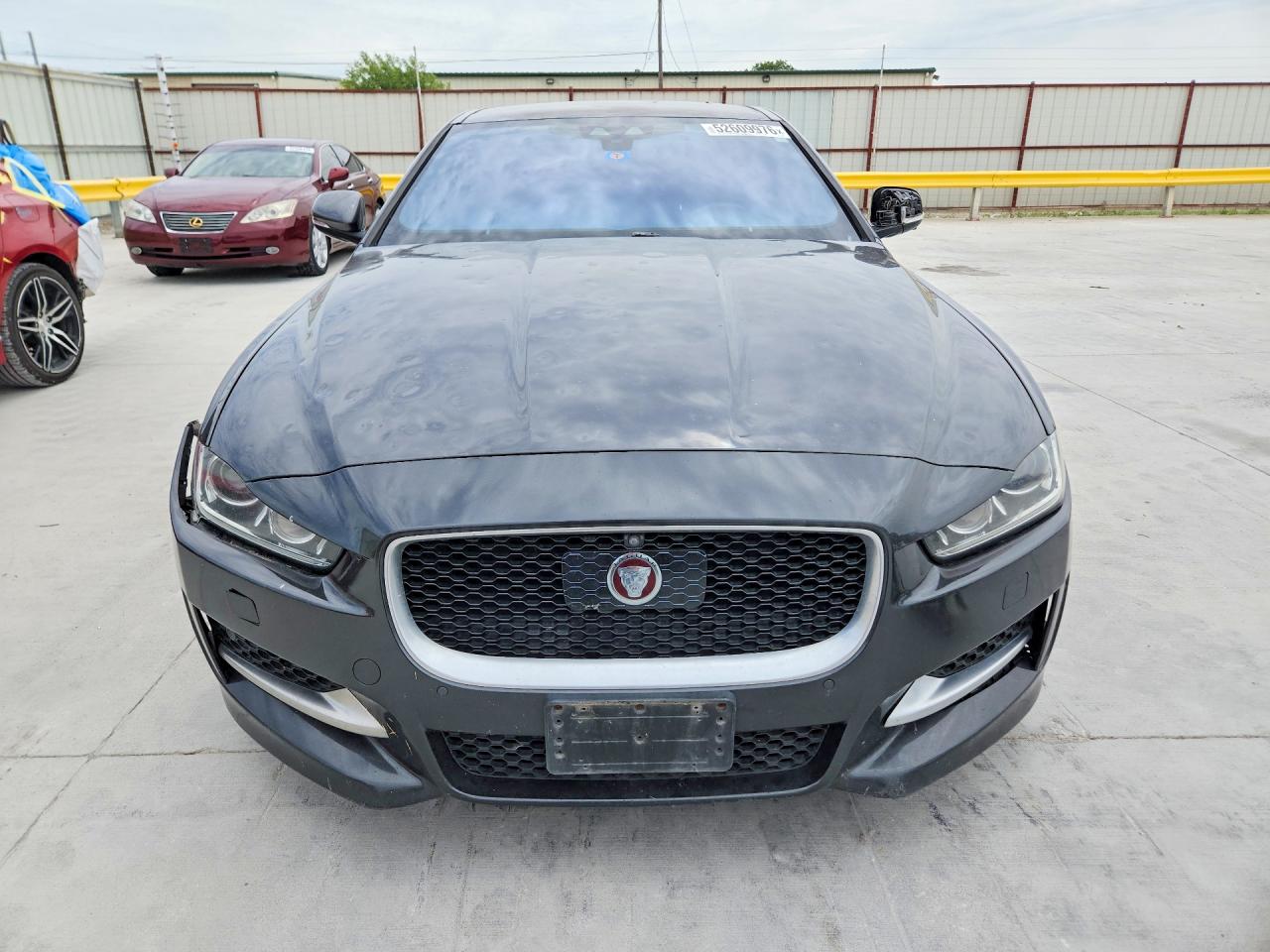2017 JAGUAR XE R - SPORT photo 9