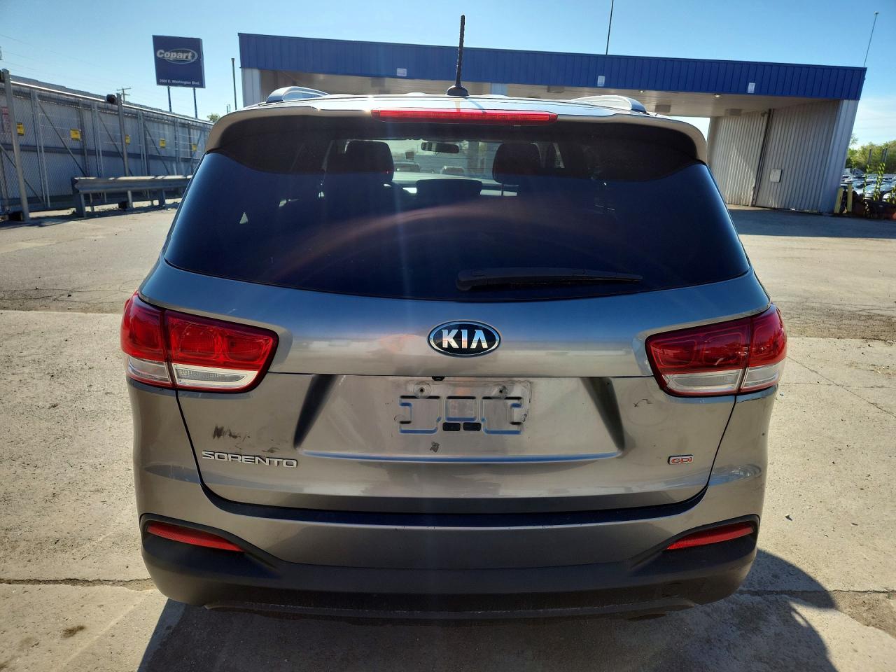2016 KIA SORENTO LX photo 11