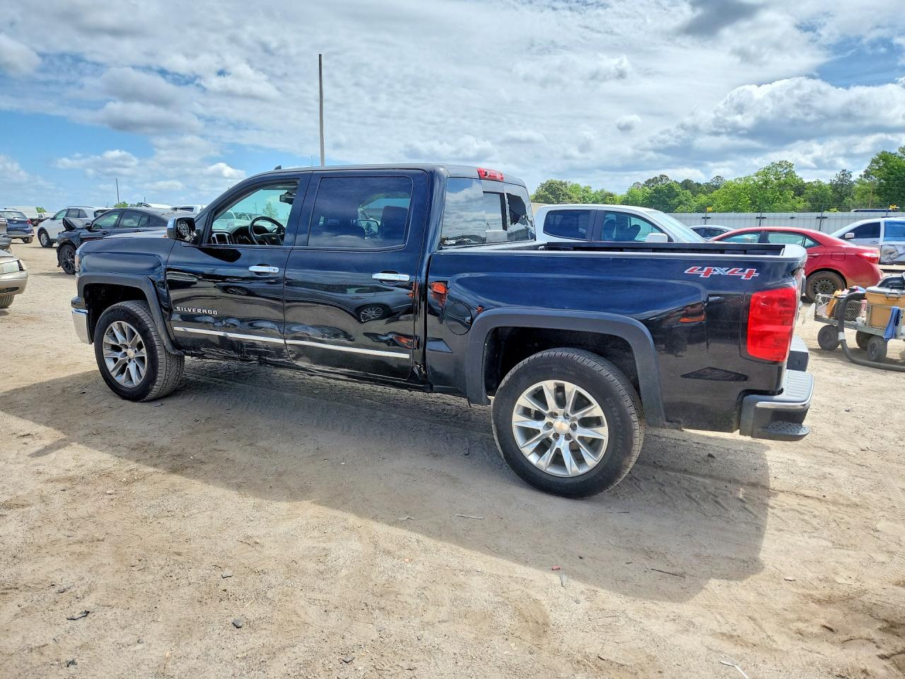 2014 CHEVROLET SILVERADO K1500 LTZ photo 3