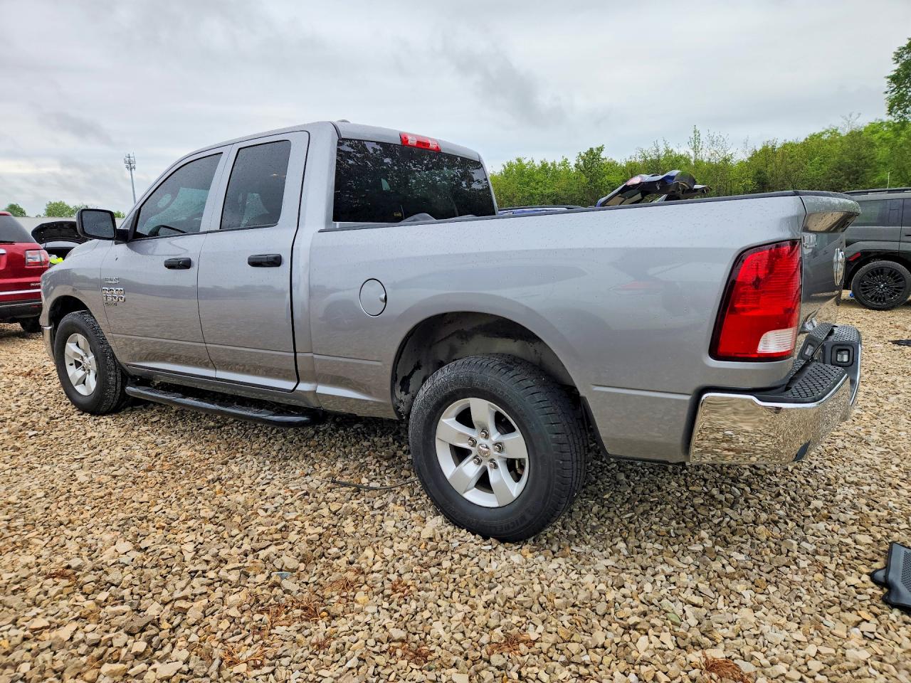 2021 RAM 1500 CLASSIC TRADESMAN photo 2