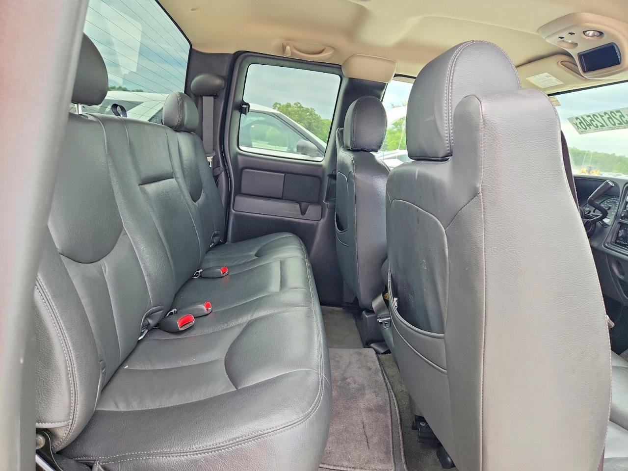 2005 CHEVROLET SILVERADO C1500 photo 19
