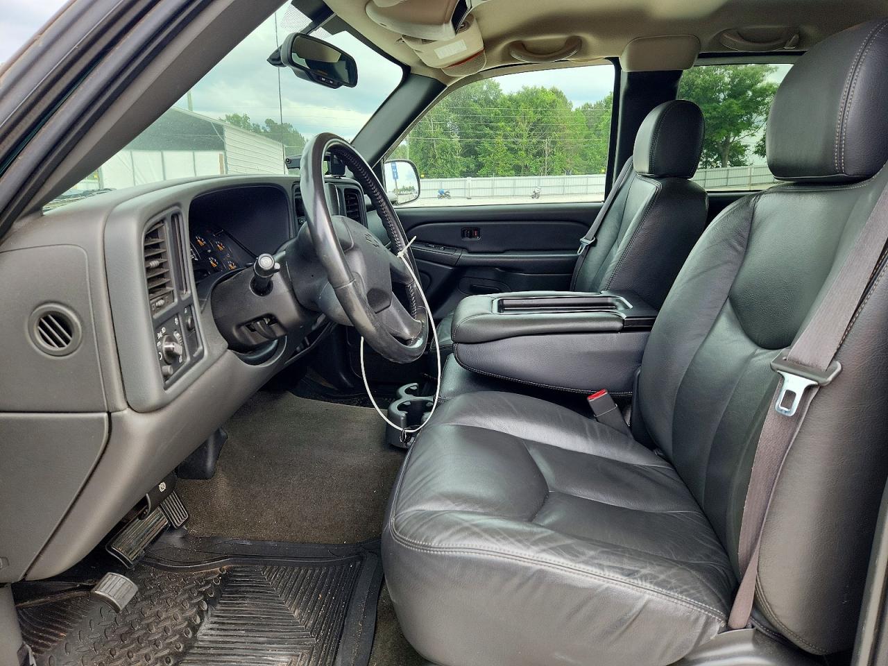 2005 CHEVROLET SILVERADO C1500 photo 13