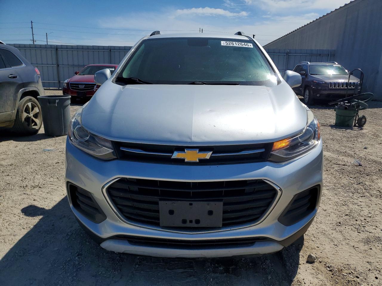 2017 CHEVROLET TRAX 1LT photo 9