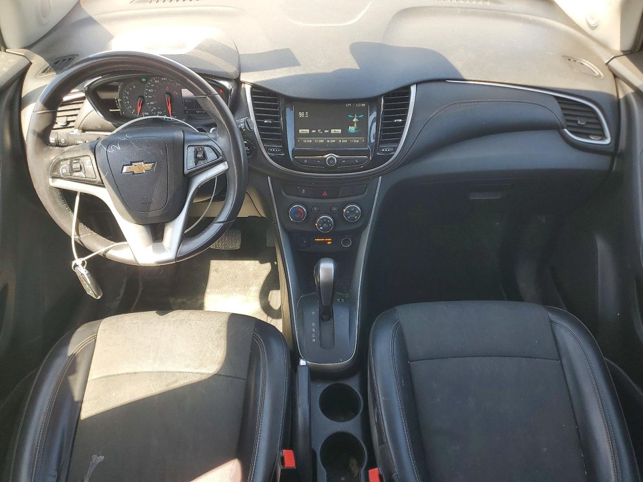 2017 CHEVROLET TRAX 1LT photo 15
