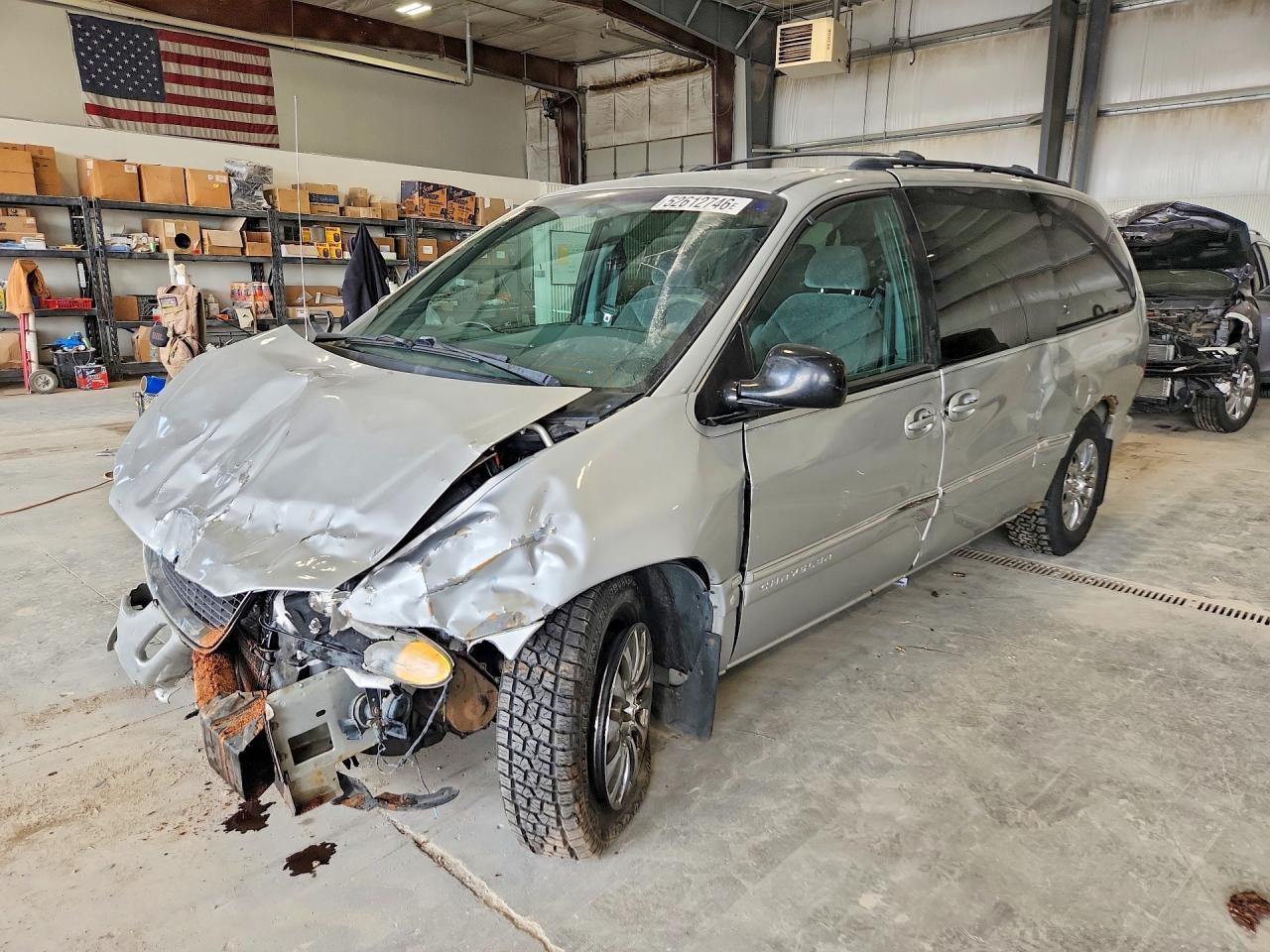1999 CHRYSLER TOWN & COUNTRY