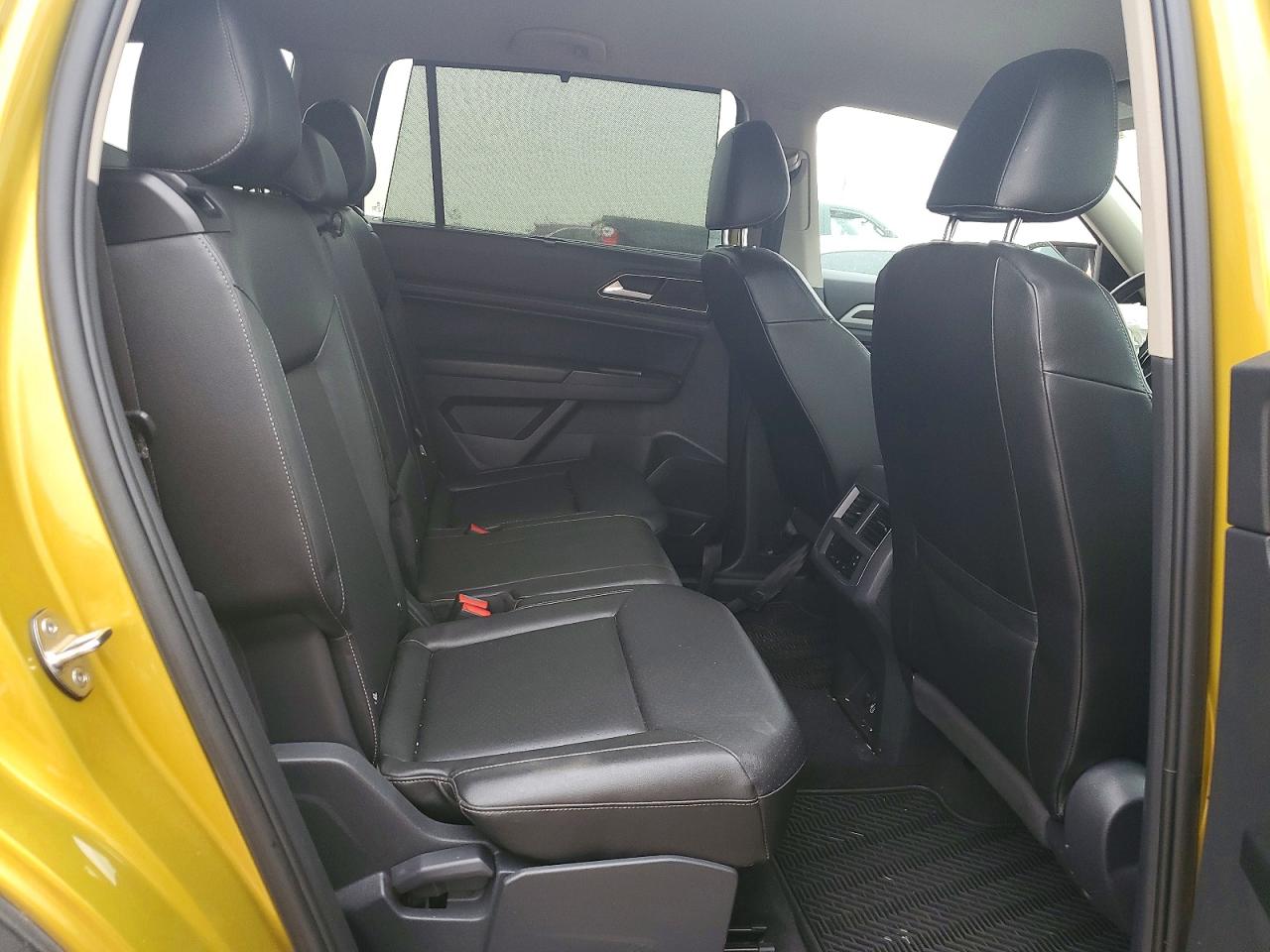 2018 VOLKSWAGEN ATLAS photo 21