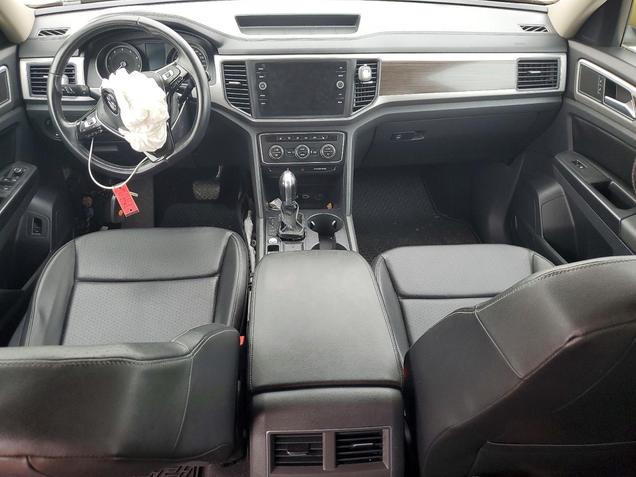 2018 VOLKSWAGEN ATLAS photo 15