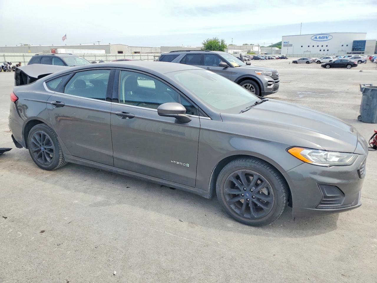 2019 FORD FUSION SE photo 7