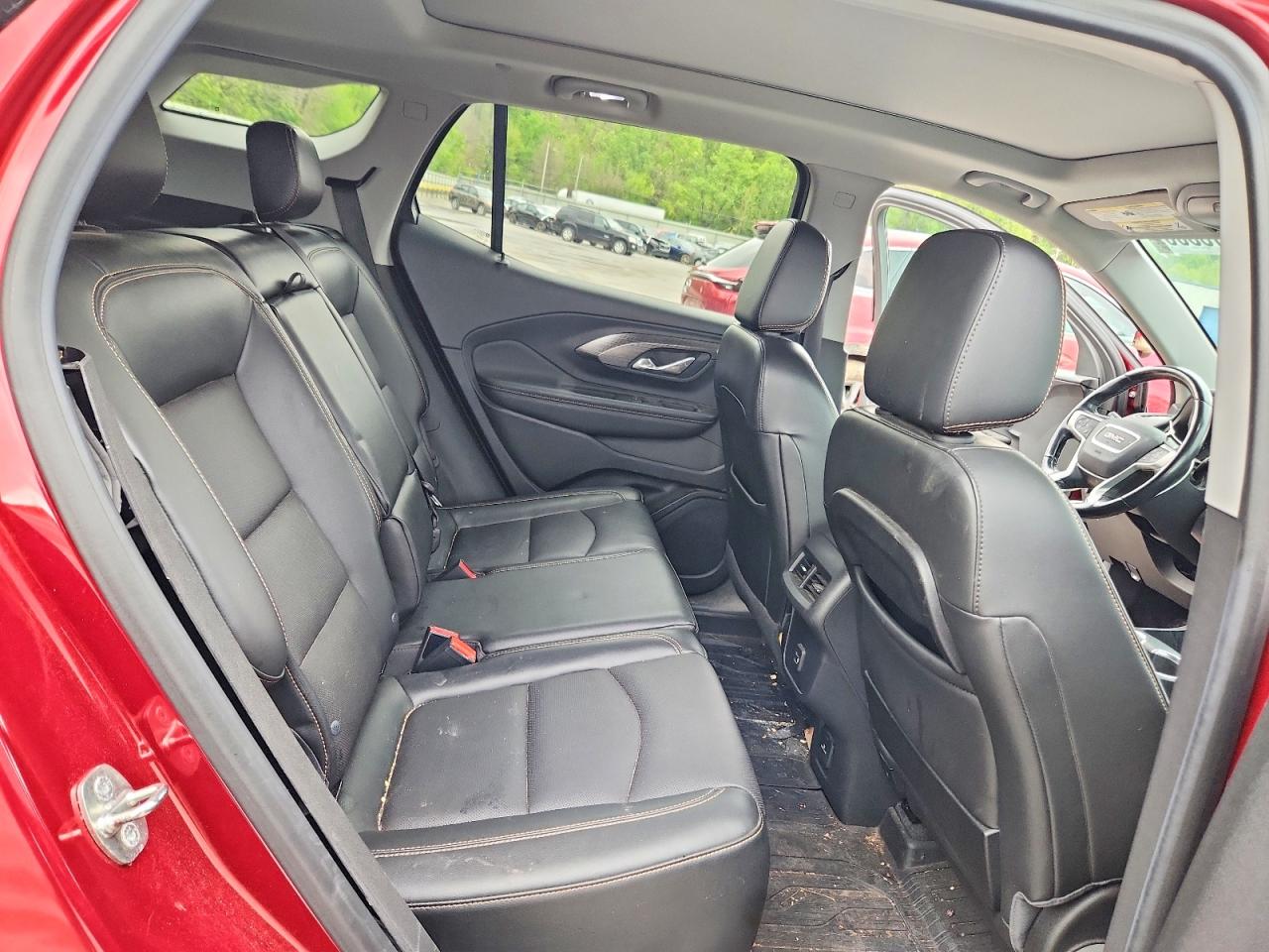2019 GMC TERRAIN SLT photo 31