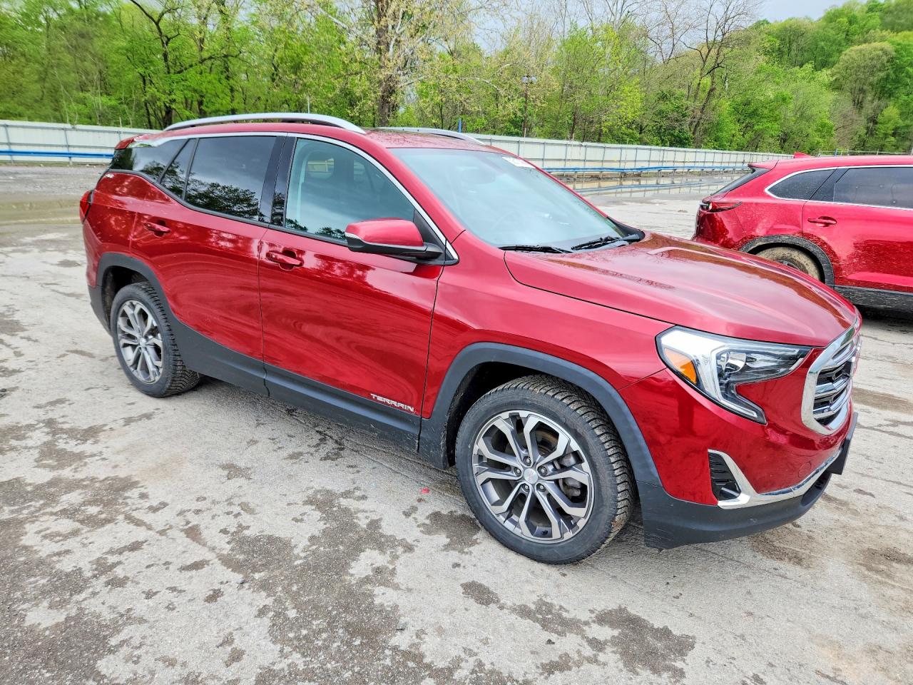 2019 GMC TERRAIN SLT photo 10