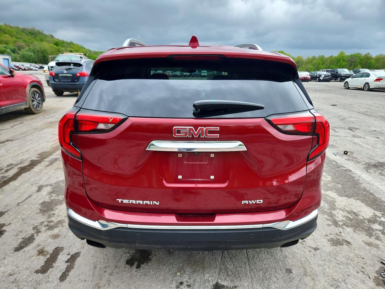 2019 GMC TERRAIN SLT photo 16