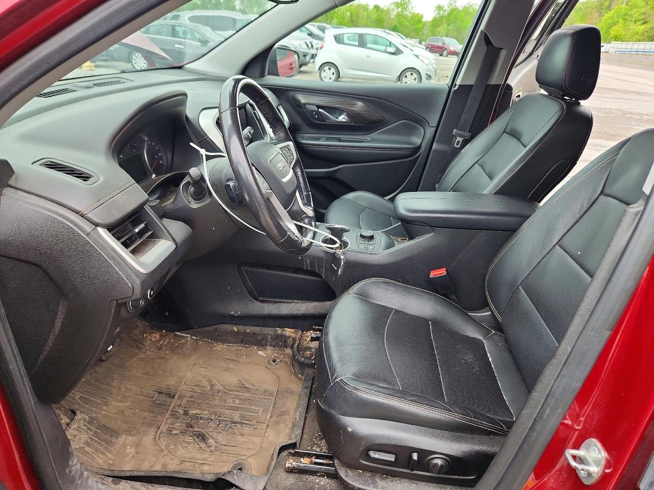 2019 GMC TERRAIN SLT photo 19