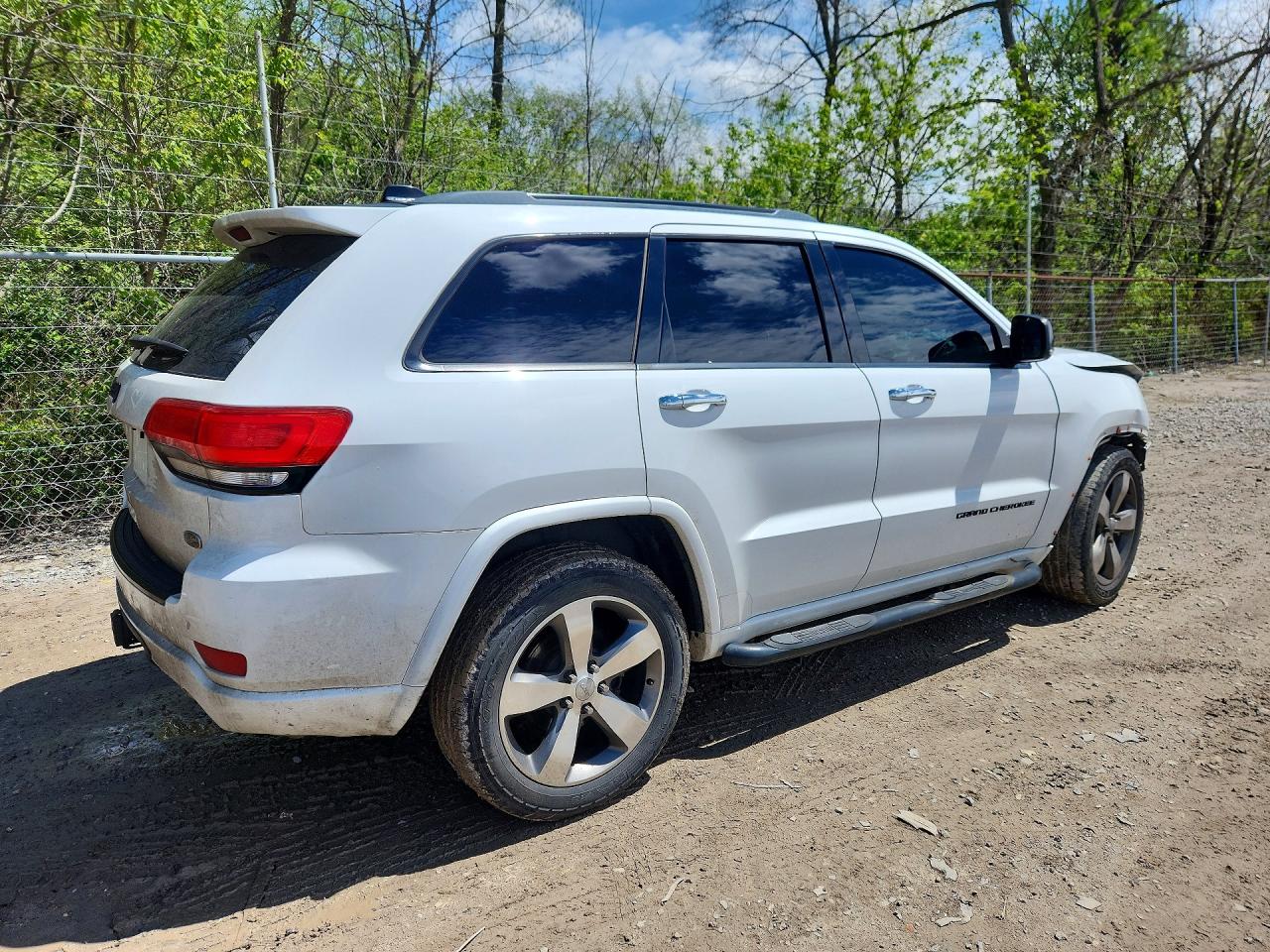 2015 JEEP GRAND CHEROKEE OVERLAND photo 3