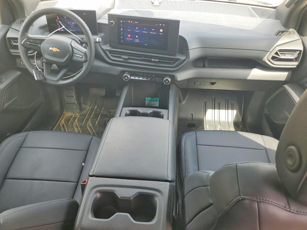 2025 CHEVROLET SILVERADO photo 15
