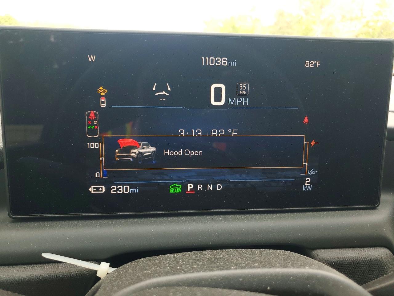 2025 CHEVROLET SILVERADO photo 17