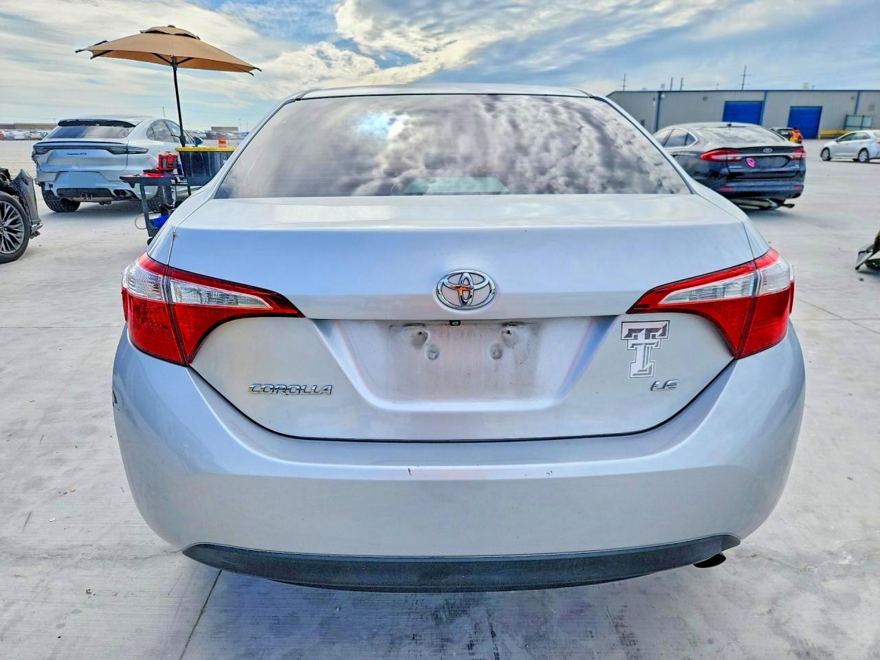 2016 TOYOTA COROLLA LE photo 16