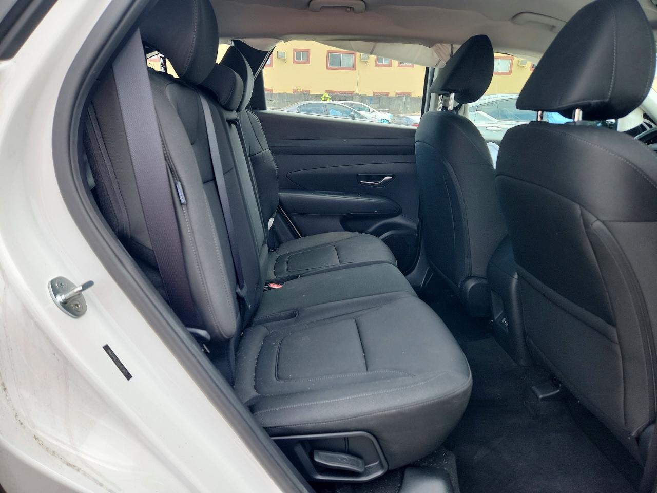 2025 HYUNDAI TUCSON SE photo 28