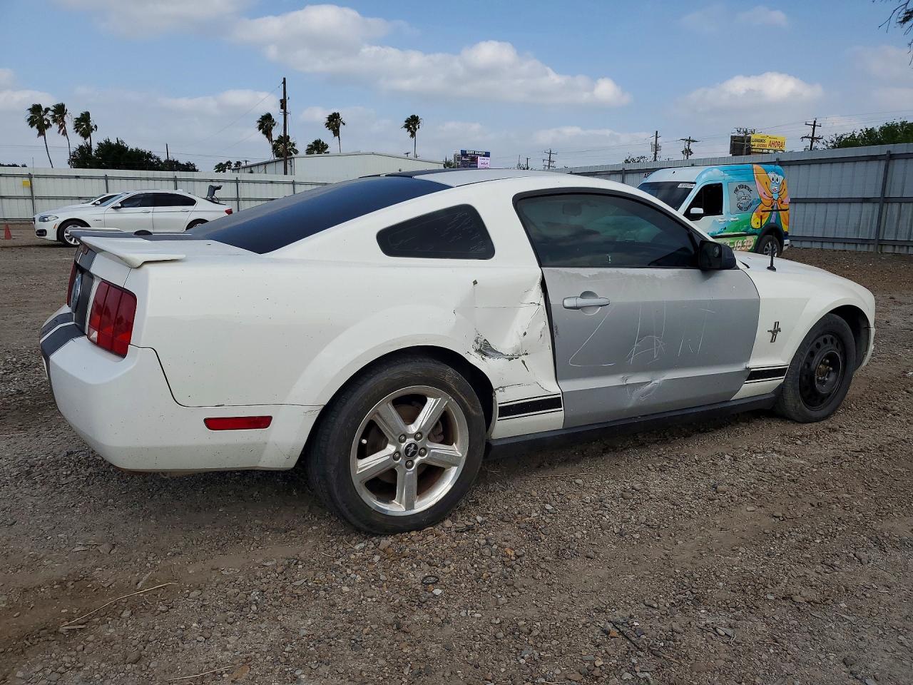 2008 FORD MUSTANG photo 7
