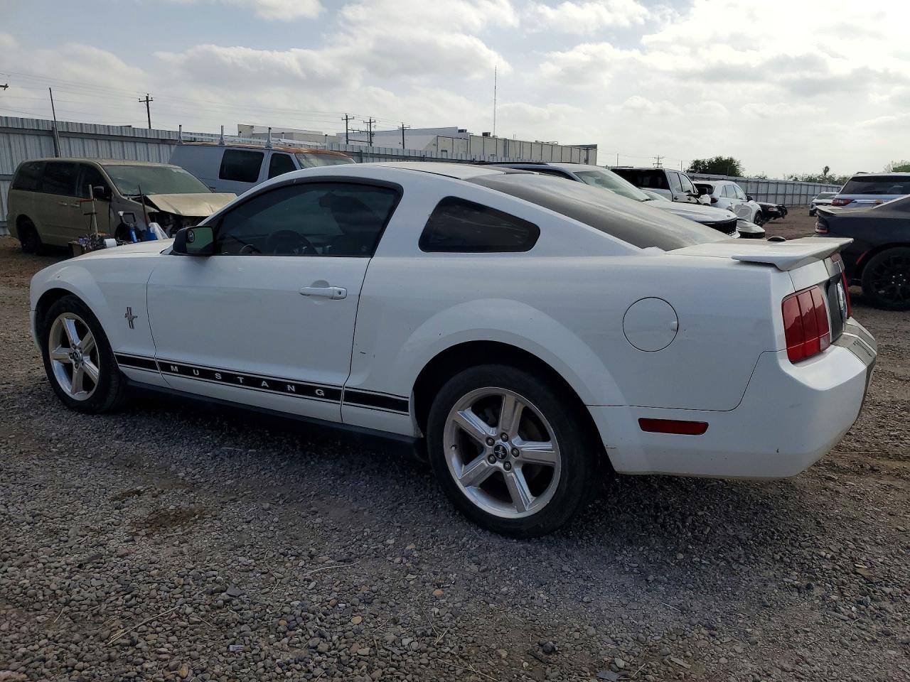 2008 FORD MUSTANG photo 4