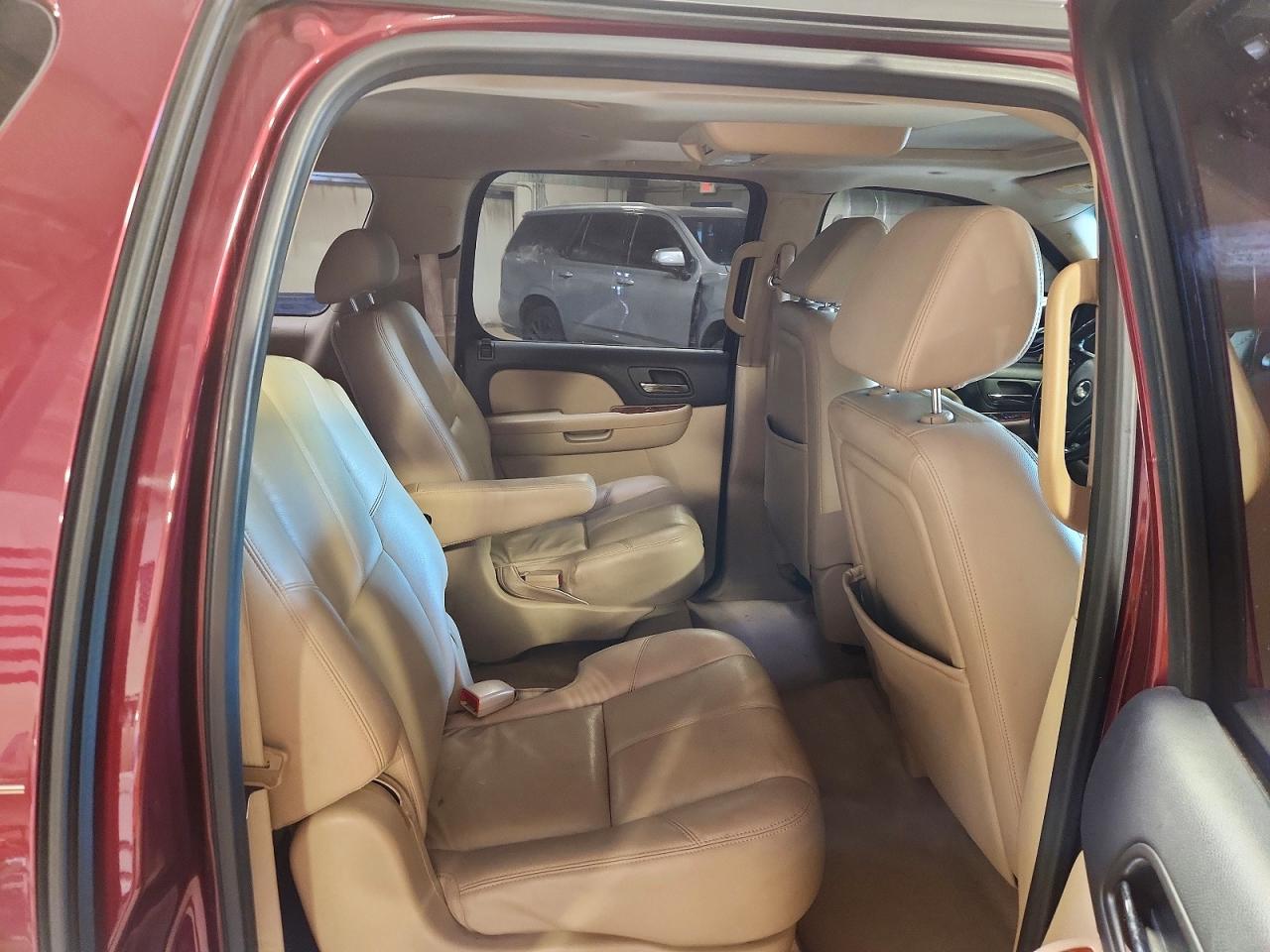 2008 CHEVROLET SUBURBAN K1500 LS photo 21