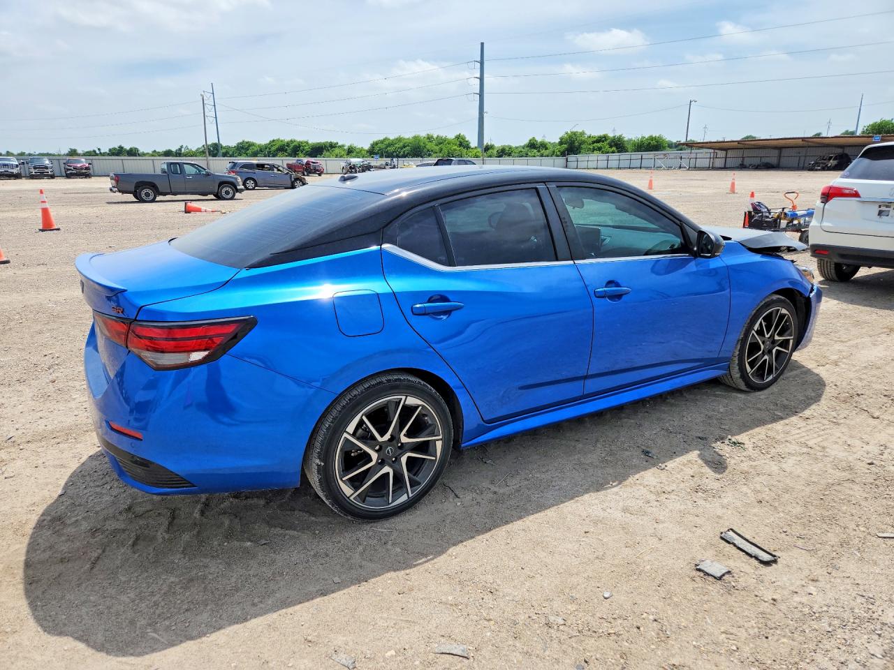 2024 NISSAN SENTRA SR photo 5