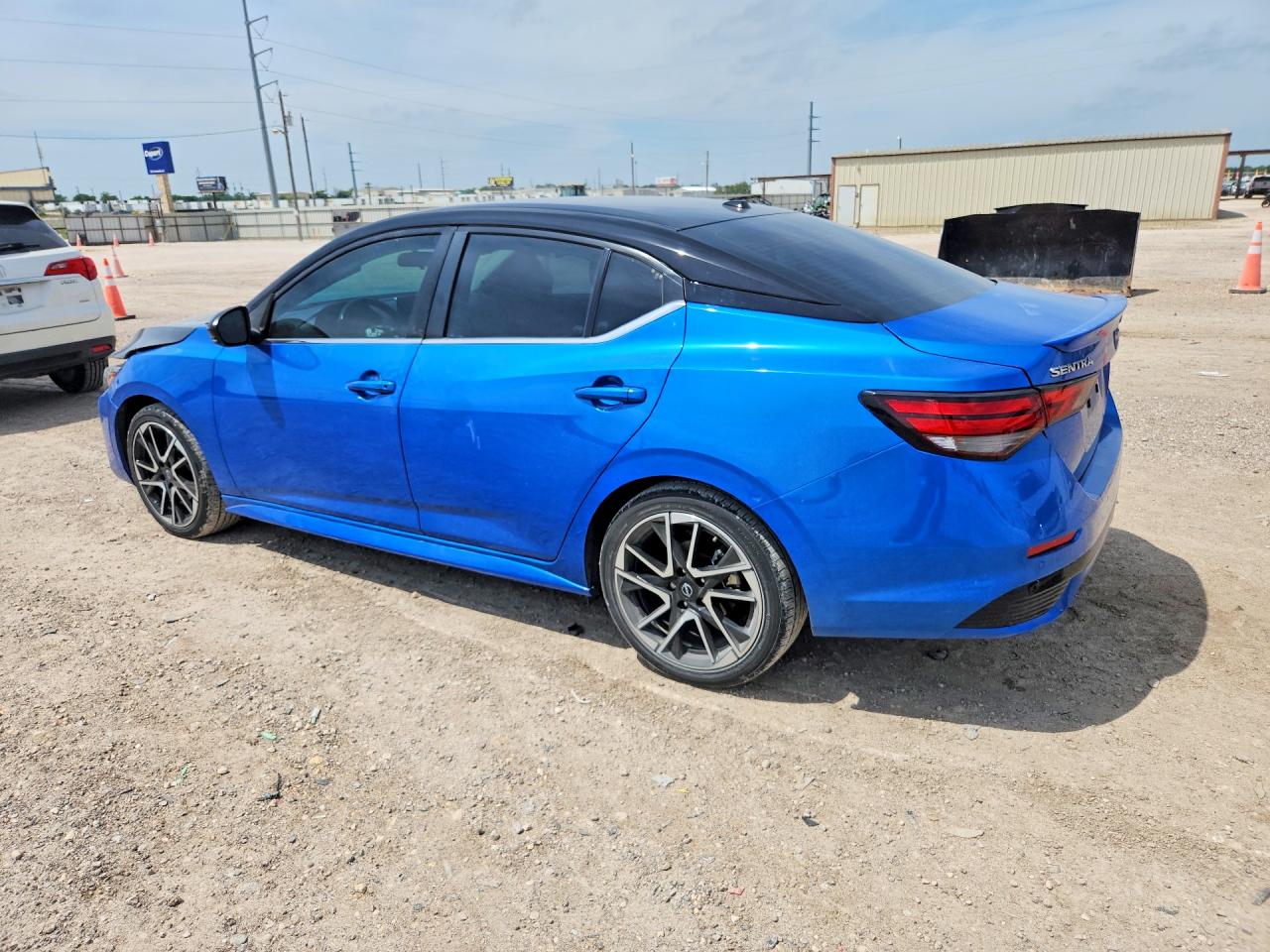 2024 NISSAN SENTRA SR photo 3
