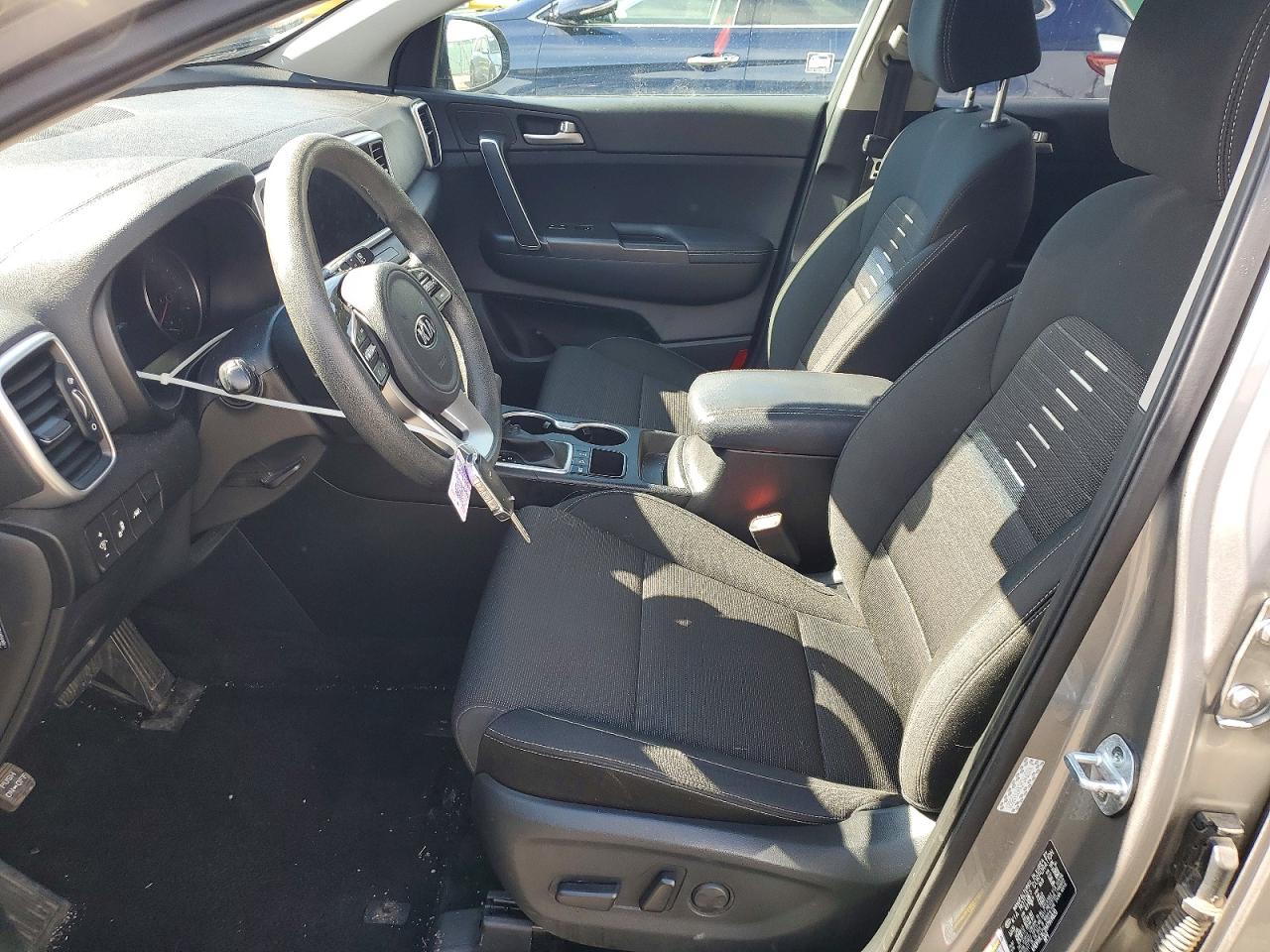2021 KIA SPORTAGE LX photo 19