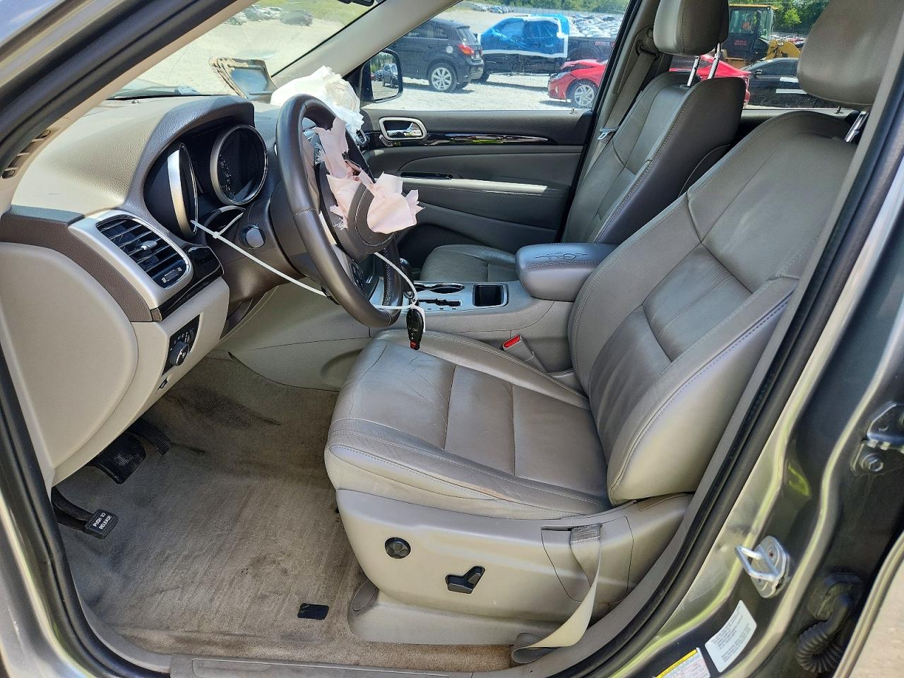 2012 JEEP GRAND CHEROKEE LAREDO photo 19