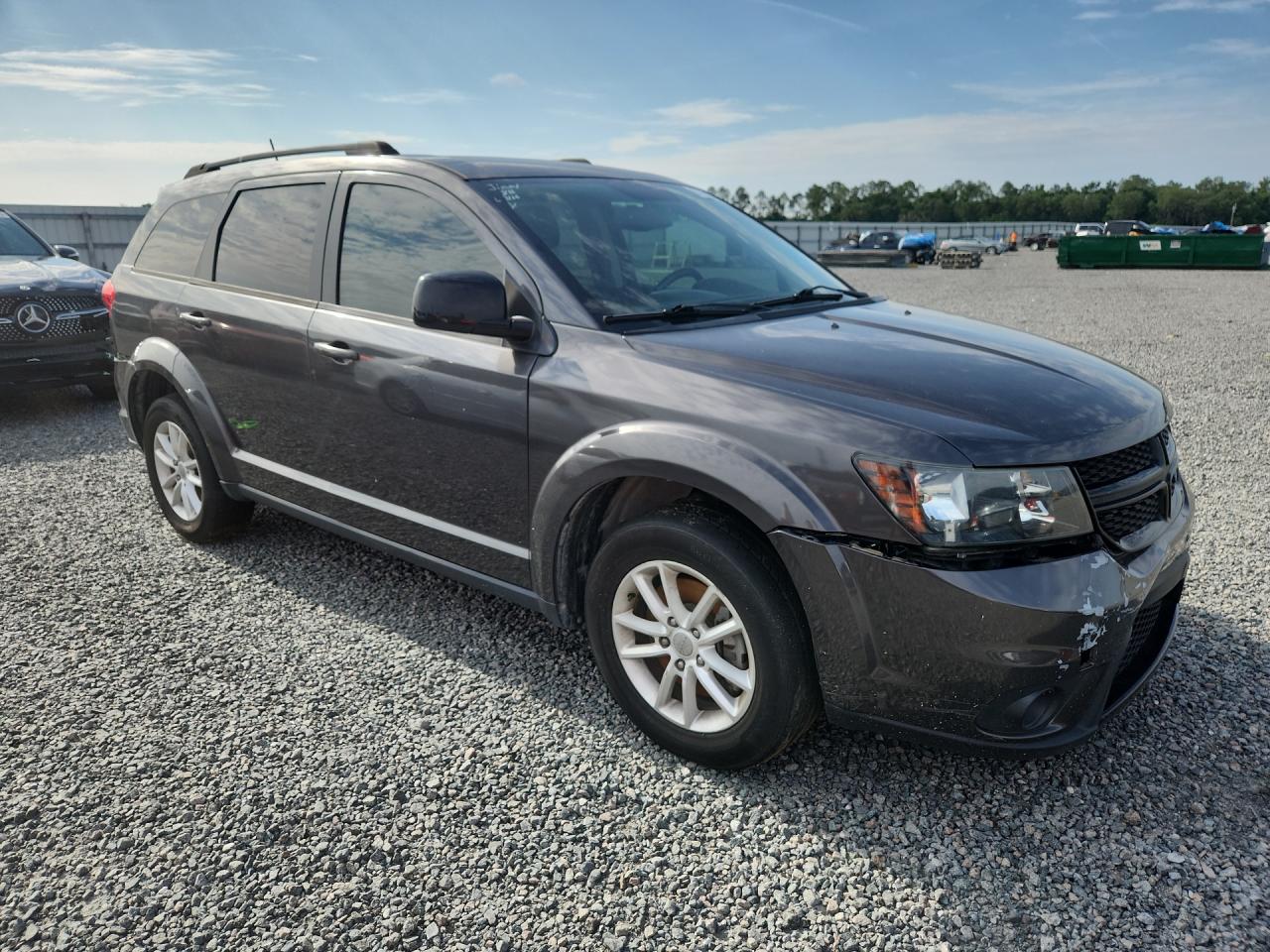 2017 DODGE JOURNEY SXT photo 4