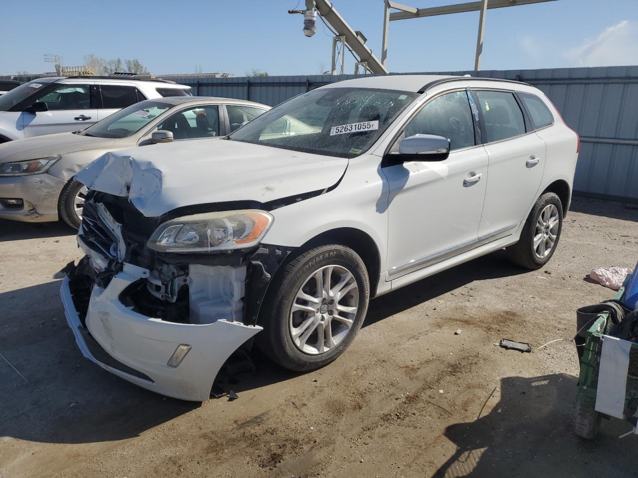 2015 VOLVO XC60
