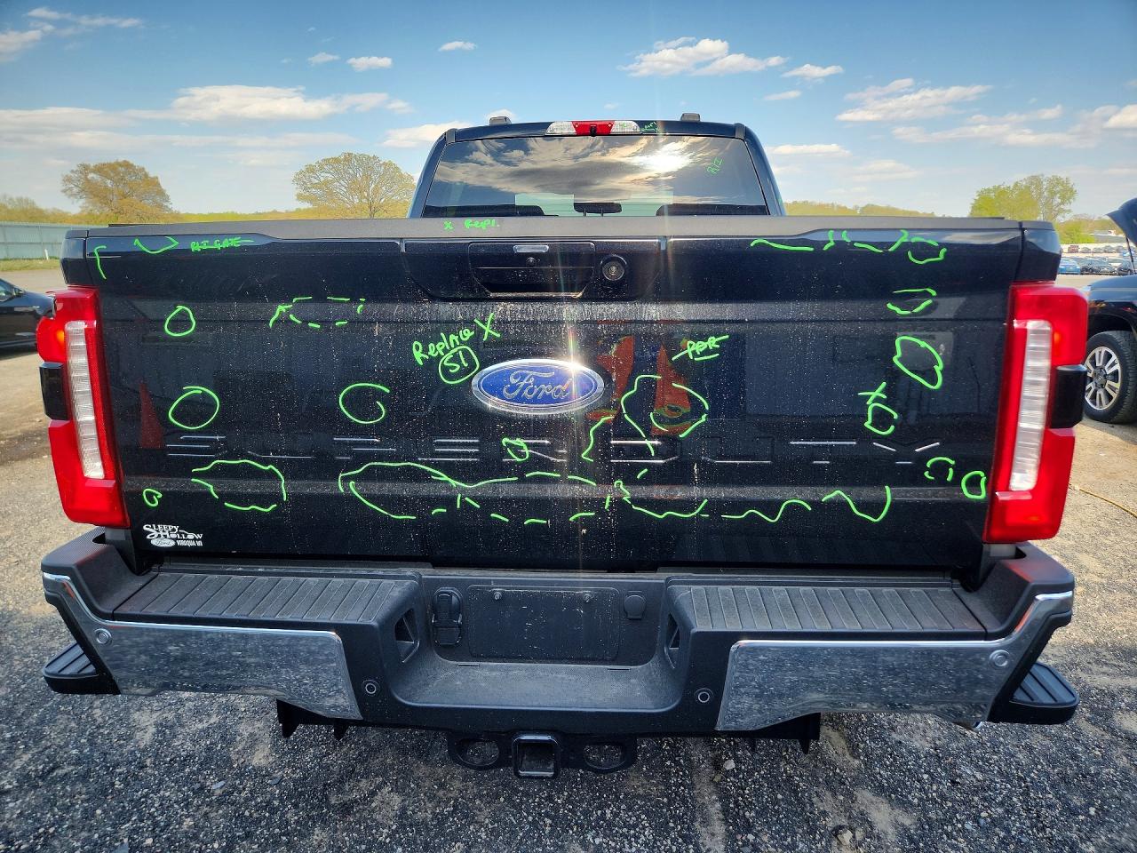 2025 FORD F350 photo 16