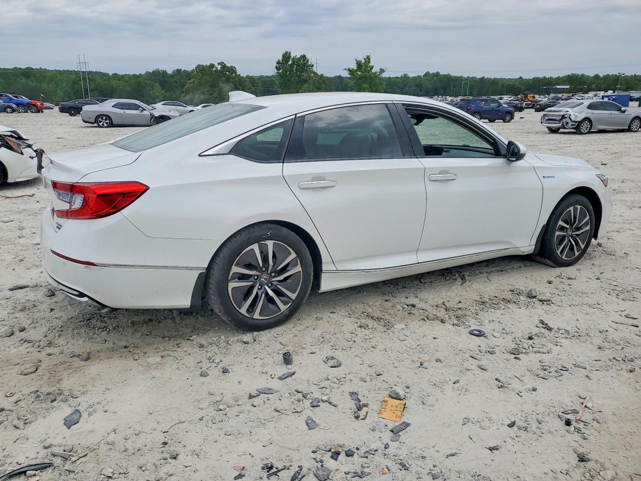2020 HONDA ACCORD TOURING HYBRID photo 5