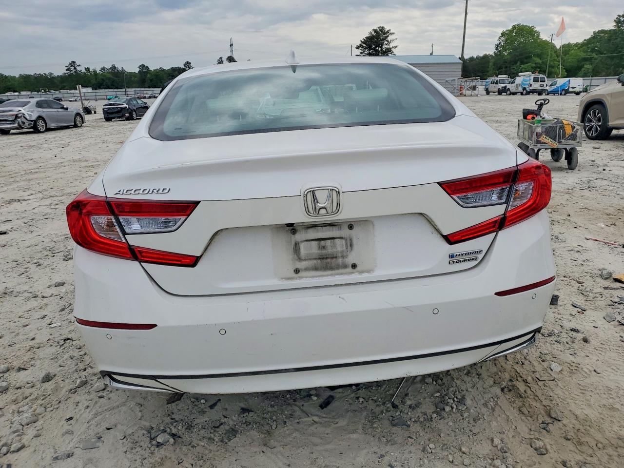 2020 HONDA ACCORD TOURING HYBRID photo 11