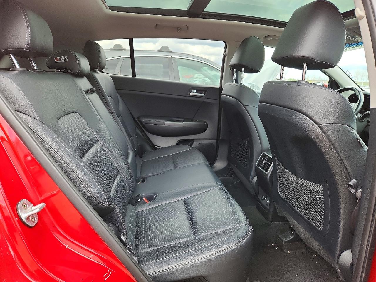 2018 KIA SPORTAGE EX photo 11